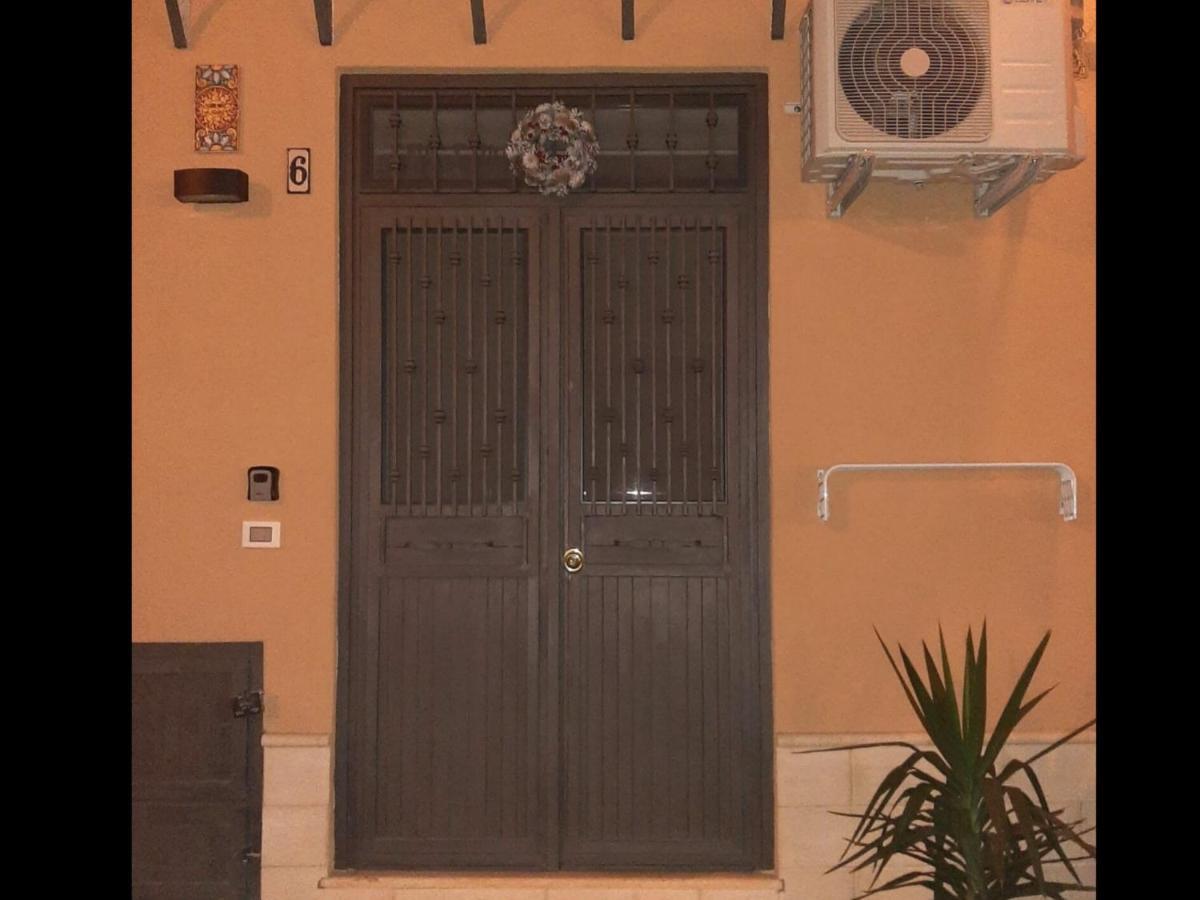 Il Sole Della Guilla Villa ปาแลร์โม ภายนอก รูปภาพ